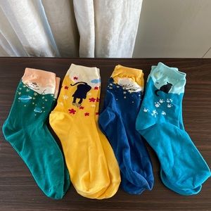 NWOT Variety 4 pack of Cat Themed Socks
